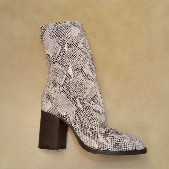 Free People Elle Block Heel Women's Boot Size 39EU/9US - Picture 4 of 6